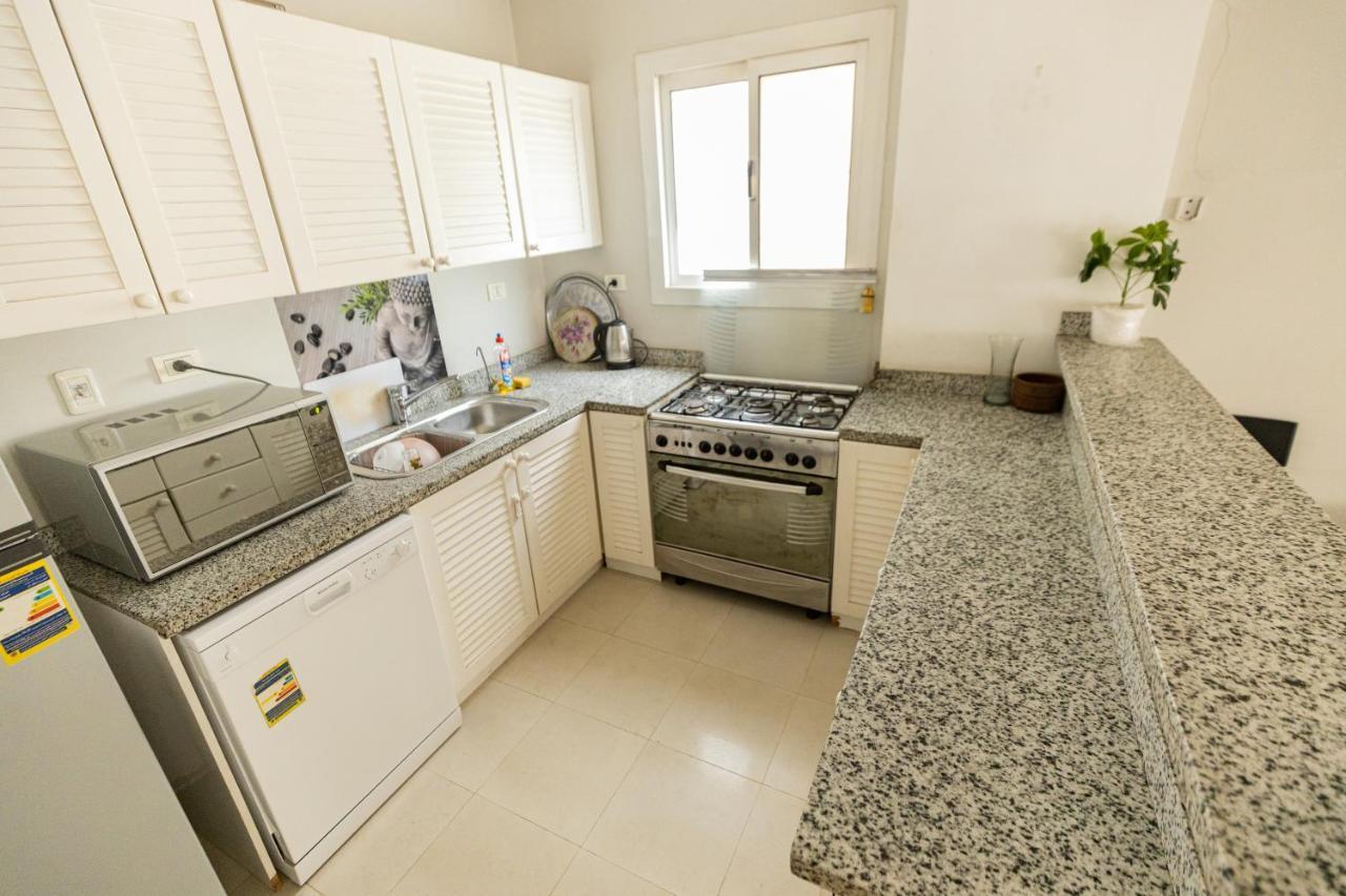 Lily Mint Spacious 3br In Maadi W-tv And Wifi Cairo